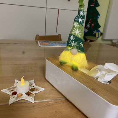 Der Winterwichtel frühstückt mit uns